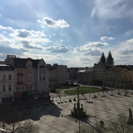 - Masarykovo Náměstí *